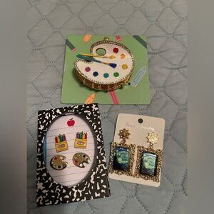 NWT “Art” Accessory Set